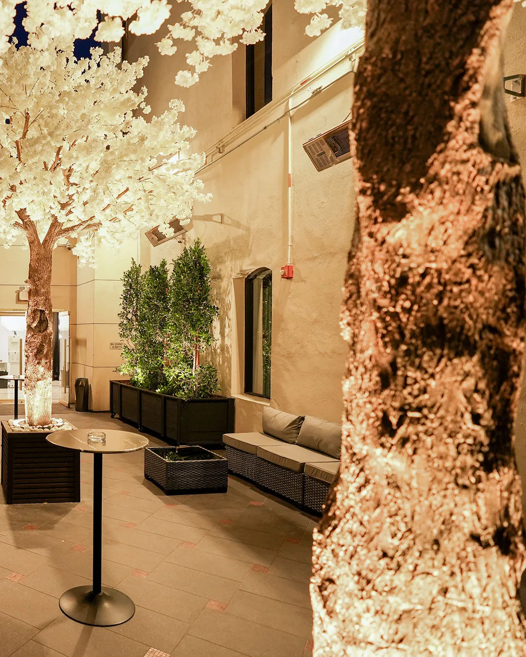 Hallmark-Ballroom-Mobile-Gallery-20_02